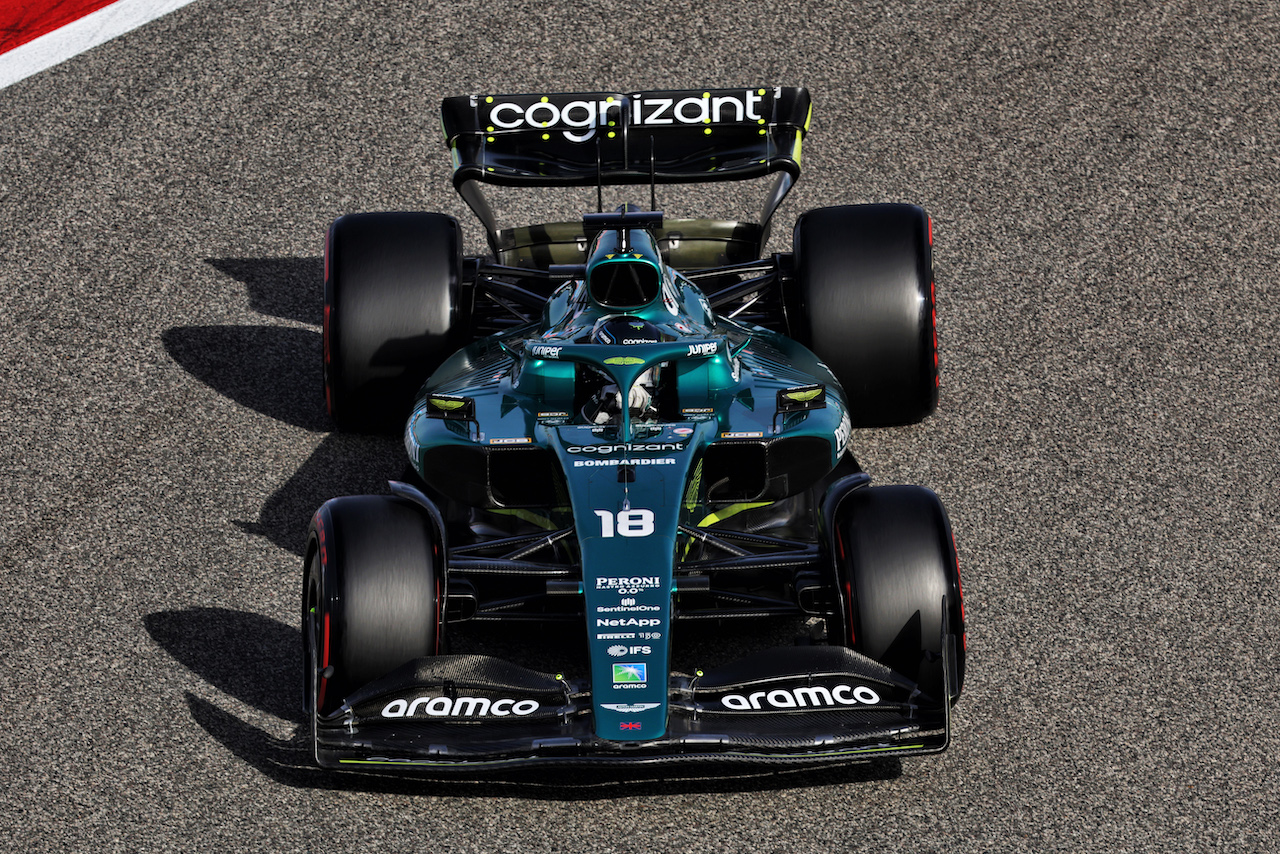 GP BAHRAIN, Lance Stroll (CDN) Aston Martin F1 Team AMR22.
19.03.2022. Formula 1 World Championship, Rd 1, Bahrain Grand Prix, Sakhir, Bahrain, Qualifiche Day.
- www.xpbimages.com, EMail: requests@xpbimages.com © Copyright: Bearne / XPB Images