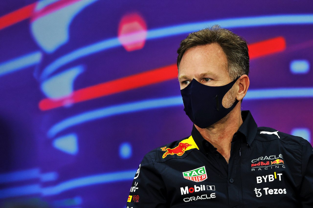 GP BAHRAIN, Christian Horner (GBR) Red Bull Racing Team Principal in the FIA Press Conference.
19.03.2022. Formula 1 World Championship, Rd 1, Bahrain Grand Prix, Sakhir, Bahrain, Qualifiche Day.
- www.xpbimages.com, EMail: requests@xpbimages.com © Copyright: Moy / XPB Images