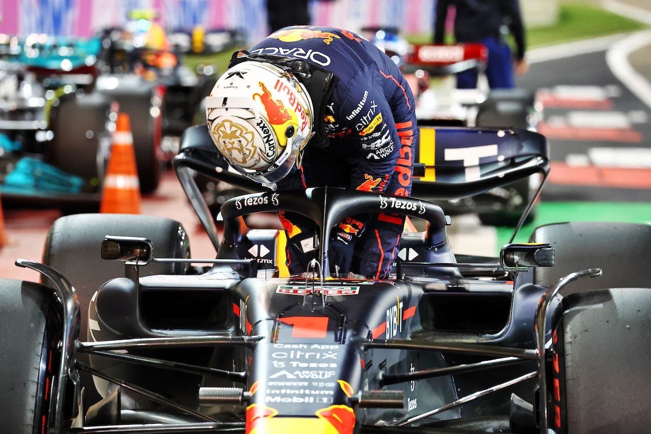 GP BAHRAIN, Max Verstappen (NLD) Red Bull Racing RB18 in qualifying parc ferme.
19.03.2022. Formula 1 World Championship, Rd 1, Bahrain Grand Prix, Sakhir, Bahrain, Qualifiche Day.
- www.xpbimages.com, EMail: requests@xpbimages.com © Copyright: Batchelor / XPB Images