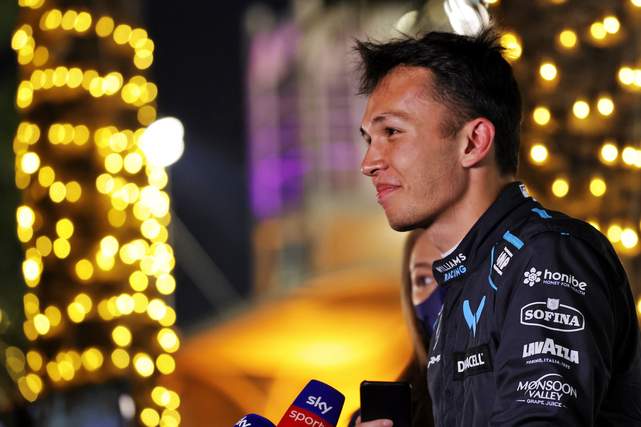 GP BAHRAIN, Alexander Albon (THA) Williams Racing.
19.03.2022. Formula 1 World Championship, Rd 1, Bahrain Grand Prix, Sakhir, Bahrain, Qualifiche Day.
- www.xpbimages.com, EMail: requests@xpbimages.com © Copyright: Bearne / XPB Images