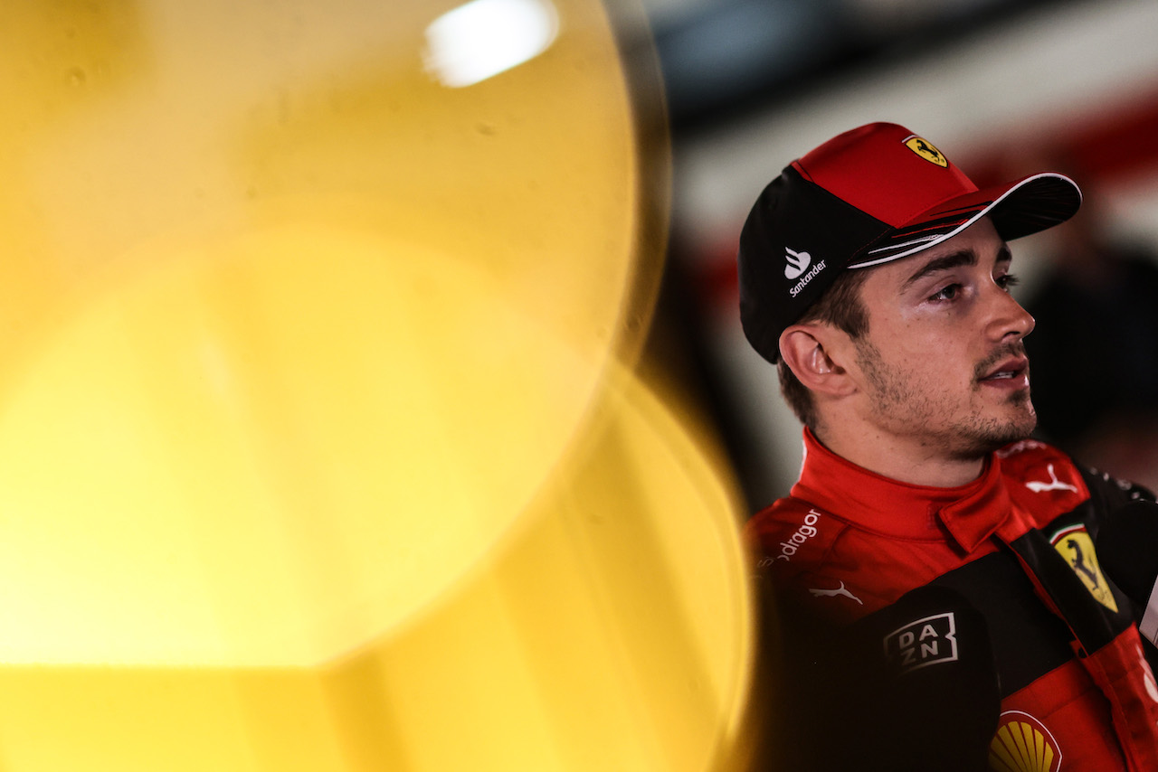 GP BAHRAIN, Charles Leclerc (FRA), Ferrari 
19.03.2022. Formula 1 World Championship, Rd 1, Bahrain Grand Prix, Sakhir, Bahrain, Qualifiche Day.
- www.xpbimages.com, EMail: requests@xpbimages.com ¬© Copyright: Charniaux / XPB Images