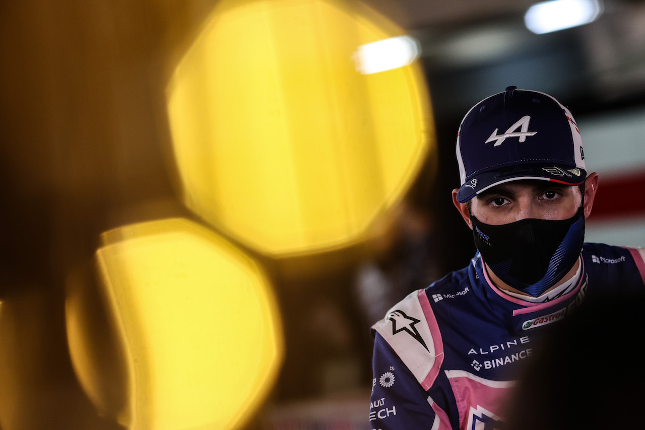 GP BAHRAIN, Esteban Ocon (FRA), Alpine F1 Team 
19.03.2022. Formula 1 World Championship, Rd 1, Bahrain Grand Prix, Sakhir, Bahrain, Qualifiche Day.
- www.xpbimages.com, EMail: requests@xpbimages.com © Copyright: Charniaux / XPB Images