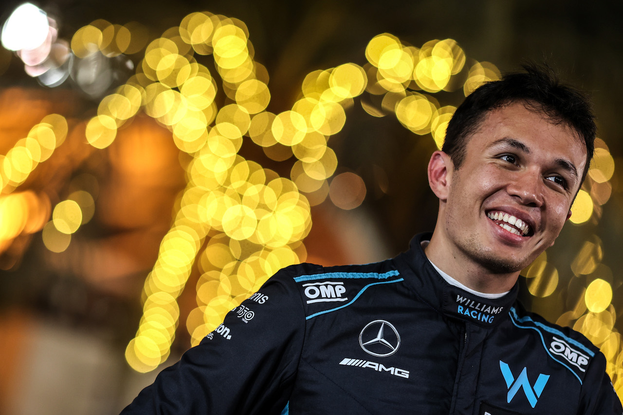 GP BAHRAIN, Alex Albon (THA), Williams F1 Team 
19.03.2022. Formula 1 World Championship, Rd 1, Bahrain Grand Prix, Sakhir, Bahrain, Qualifiche Day.
- www.xpbimages.com, EMail: requests@xpbimages.com © Copyright: Charniaux / XPB Images