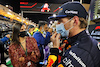 GP BAHRAIN, Max Verstappen (NLD) Red Bull Racing with girlfriend Kelly Piquet (BRA) in qualifying parc ferme.
19.03.2022. Formula 1 World Championship, Rd 1, Bahrain Grand Prix, Sakhir, Bahrain, Qualifiche Day.
- www.xpbimages.com, EMail: requests@xpbimages.com © Copyright: Moy / XPB Images