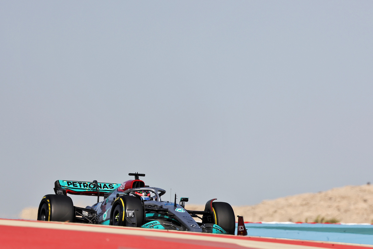 GP BAHRAIN, George Russell (GBR) Mercedes AMG F1 W13.
18.03.2022. Formula 1 World Championship, Rd 1, Bahrain Grand Prix, Sakhir, Bahrain, Practice Day
- www.xpbimages.com, EMail: requests@xpbimages.com © Copyright: Bearne / XPB Images