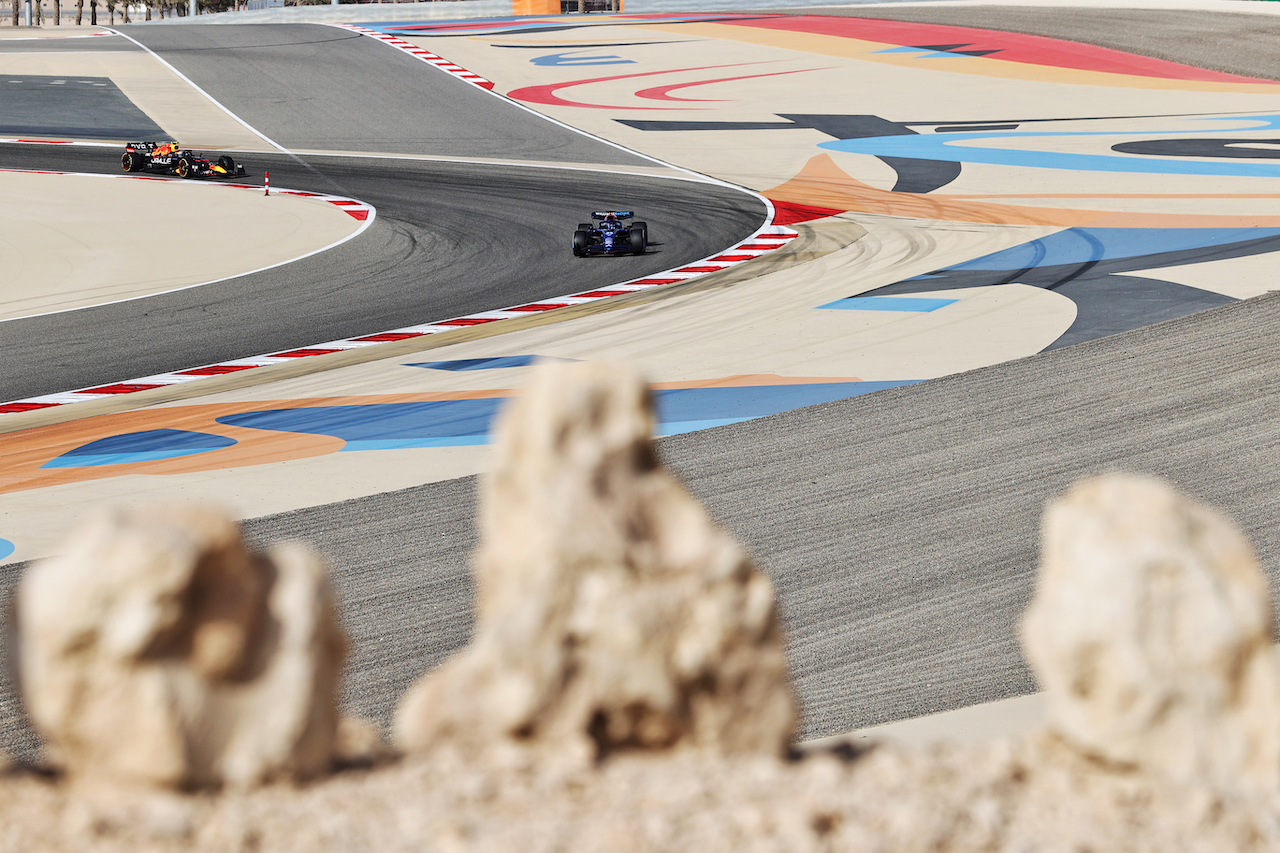 GP BAHRAIN, Alexander Albon (THA) Williams Racing FW44.
18.03.2022. Formula 1 World Championship, Rd 1, Bahrain Grand Prix, Sakhir, Bahrain, Practice Day
- www.xpbimages.com, EMail: requests@xpbimages.com © Copyright: Moy / XPB Images