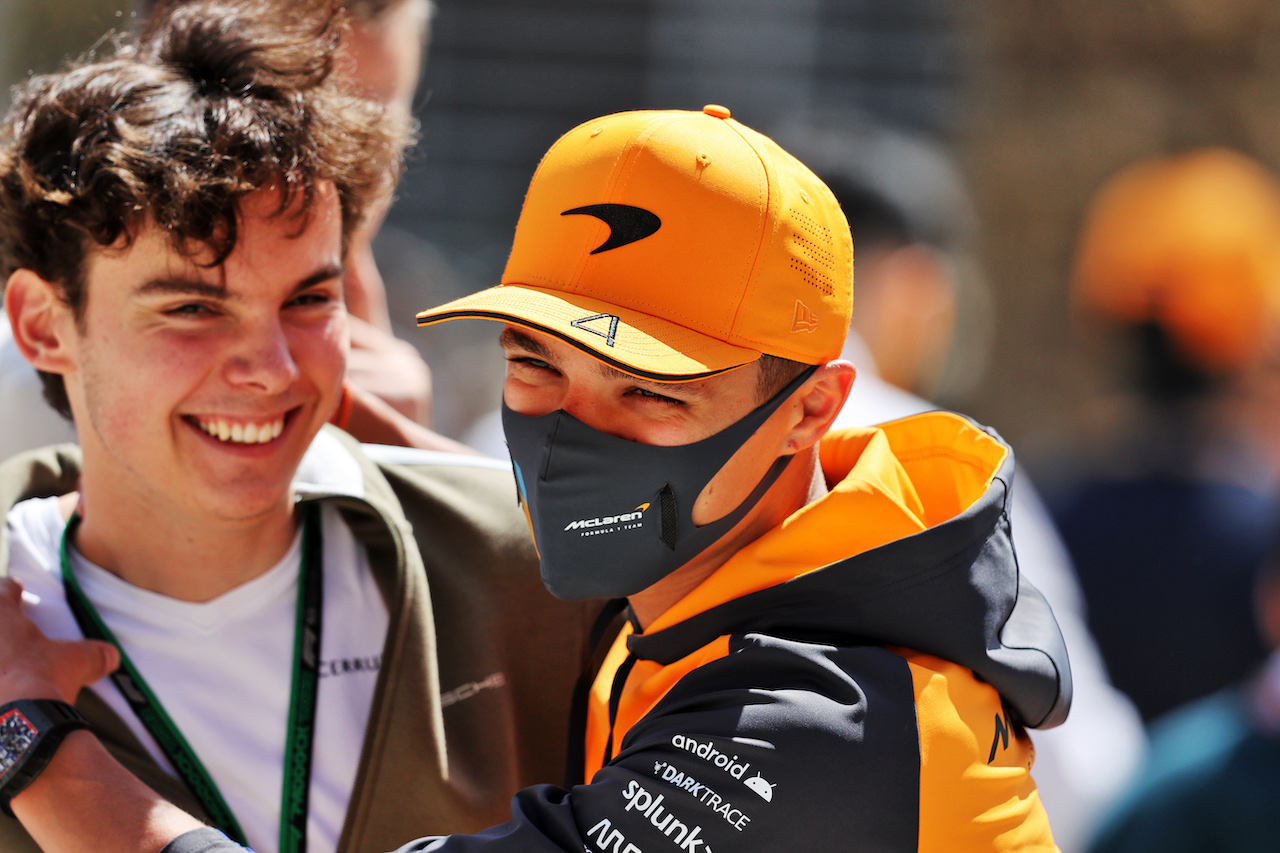 GP BAHRAIN, Lando Norris (GBR) McLaren.
18.03.2022. Formula 1 World Championship, Rd 1, Bahrain Grand Prix, Sakhir, Bahrain, Practice Day
- www.xpbimages.com, EMail: requests@xpbimages.com © Copyright: Moy / XPB Images