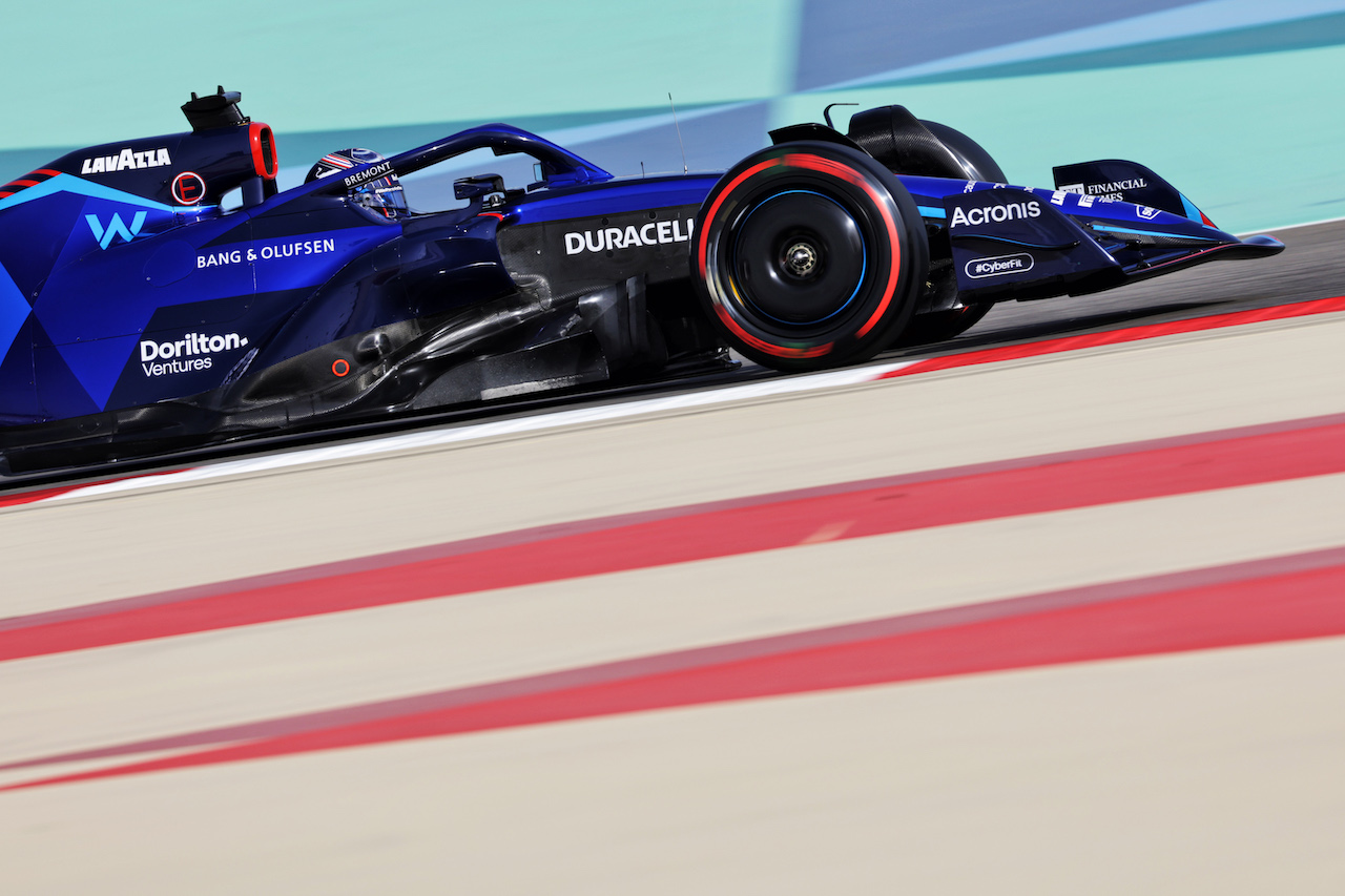 GP BAHRAIN, Alexander Albon (THA) Williams Racing FW44.
18.03.2022. Formula 1 World Championship, Rd 1, Bahrain Grand Prix, Sakhir, Bahrain, Practice Day
- www.xpbimages.com, EMail: requests@xpbimages.com © Copyright: Bearne / XPB Images