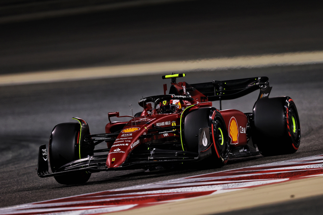 GP BAHRAIN, Carlos Sainz Jr (ESP) Ferrari F1-75.
18.03.2022. Formula 1 World Championship, Rd 1, Bahrain Grand Prix, Sakhir, Bahrain, Practice Day
- www.xpbimages.com, EMail: requests@xpbimages.com © Copyright: Moy / XPB Images
