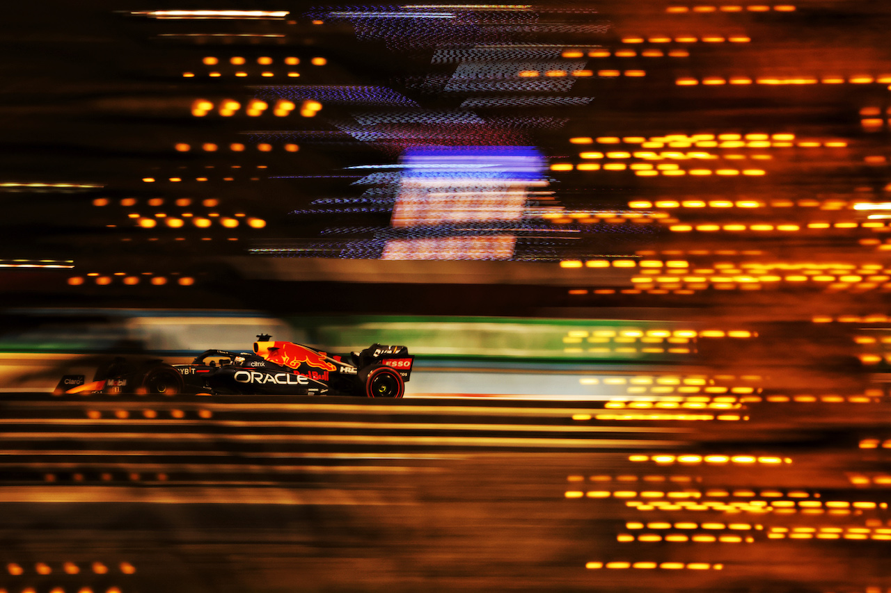 GP BAHRAIN, Max Verstappen (NLD) Red Bull Racing RB18.
18.03.2022. Formula 1 World Championship, Rd 1, Bahrain Grand Prix, Sakhir, Bahrain, Practice Day
- www.xpbimages.com, EMail: requests@xpbimages.com © Copyright: Bearne / XPB Images