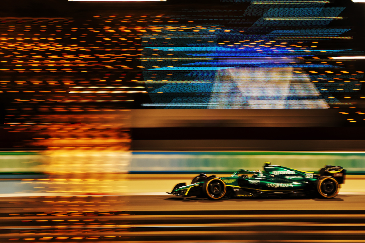 GP BAHRAIN, Nico Hulkenberg (GER) Aston Martin F1 Team Reserve Driver AMR22.
18.03.2022. Formula 1 World Championship, Rd 1, Bahrain Grand Prix, Sakhir, Bahrain, Practice Day
- www.xpbimages.com, EMail: requests@xpbimages.com © Copyright: Bearne / XPB Images