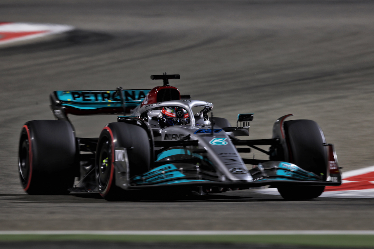 GP BAHRAIN, George Russell (GBR) Mercedes AMG F1 W13.
18.03.2022. Formula 1 World Championship, Rd 1, Bahrain Grand Prix, Sakhir, Bahrain, Practice Day
 - www.xpbimages.com, EMail: requests@xpbimages.com © Copyright: Coates / XPB Images