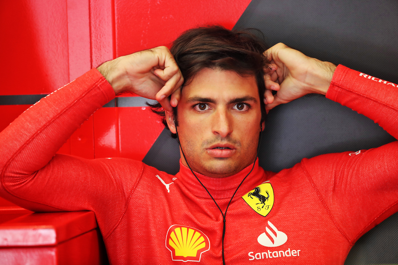 GP BAHRAIN, Carlos Sainz Jr (ESP) Ferrari.
18.03.2022. Formula 1 World Championship, Rd 1, Bahrain Grand Prix, Sakhir, Bahrain, Practice Day
 - www.xpbimages.com, EMail: requests@xpbimages.com © Copyright: Coates / XPB Images