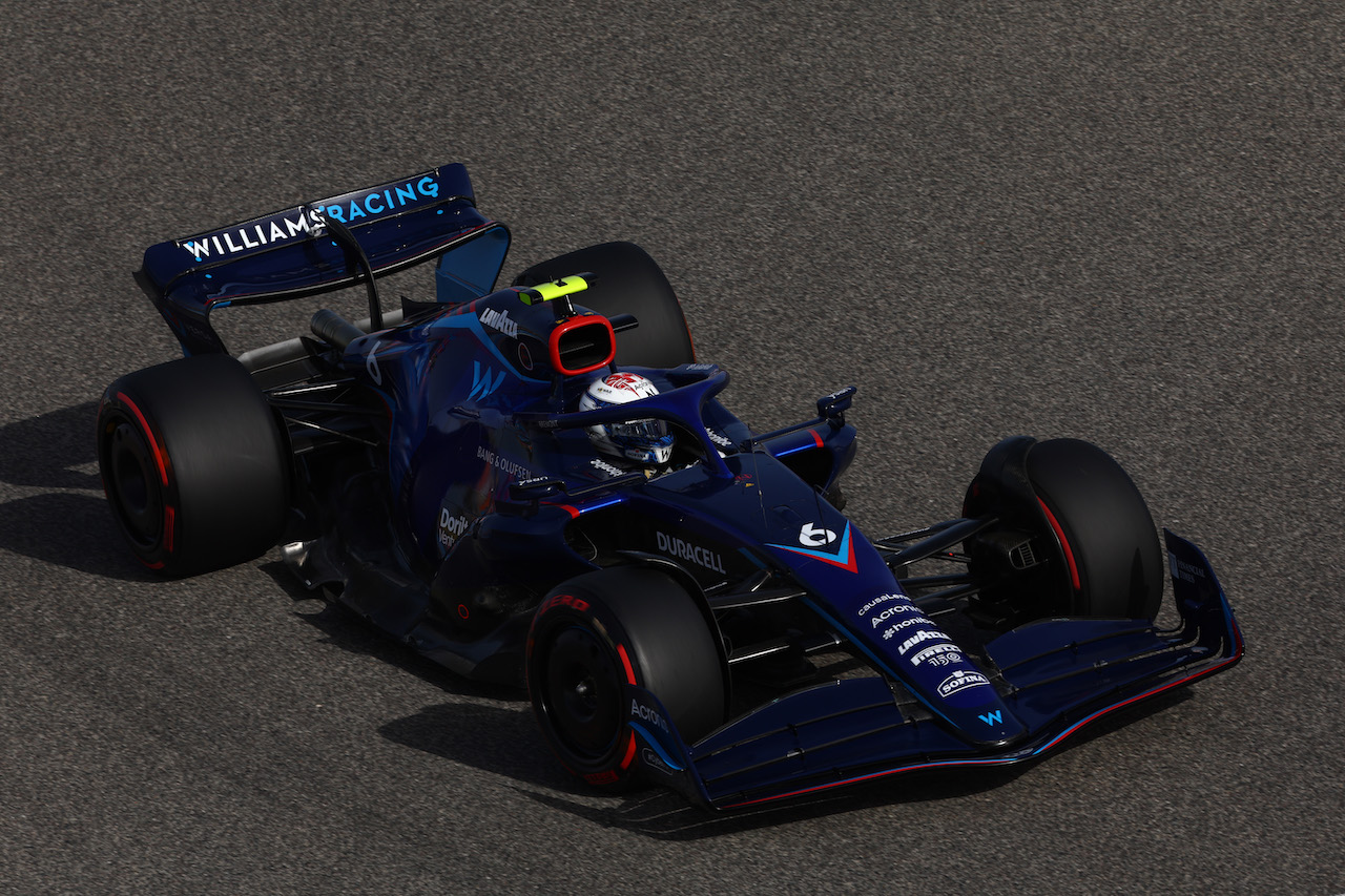 GP BAHRAIN, Nicholas Latifi (CDN) Williams Racing FW44.
18.03.2022. Formula 1 World Championship, Rd 1, Bahrain Grand Prix, Sakhir, Bahrain, Practice Day
- www.xpbimages.com, EMail: requests@xpbimages.com © Copyright: Batchelor / XPB Images
