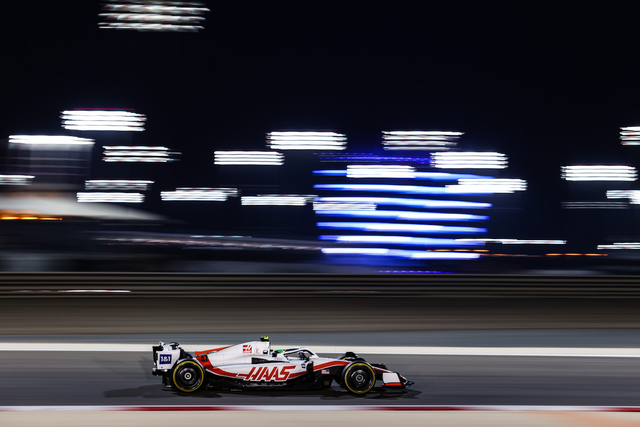 GP BAHRAIN, Robert Shwartzman (RUS), Ferrari 
18.03.2022. Formula 1 World Championship, Rd 1, Bahrain Grand Prix, Sakhir, Bahrain, Practice Day
- www.xpbimages.com, EMail: requests@xpbimages.com © Copyright: Charniaux / XPB Images