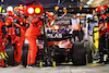 GP BAHRAIN, Charles Leclerc (MON) Ferrari F1-75 practices a pit stop.
18.03.2022. Formula 1 World Championship, Rd 1, Bahrain Grand Prix, Sakhir, Bahrain, Practice Day
- www.xpbimages.com, EMail: requests@xpbimages.com © Copyright: Batchelor / XPB Images