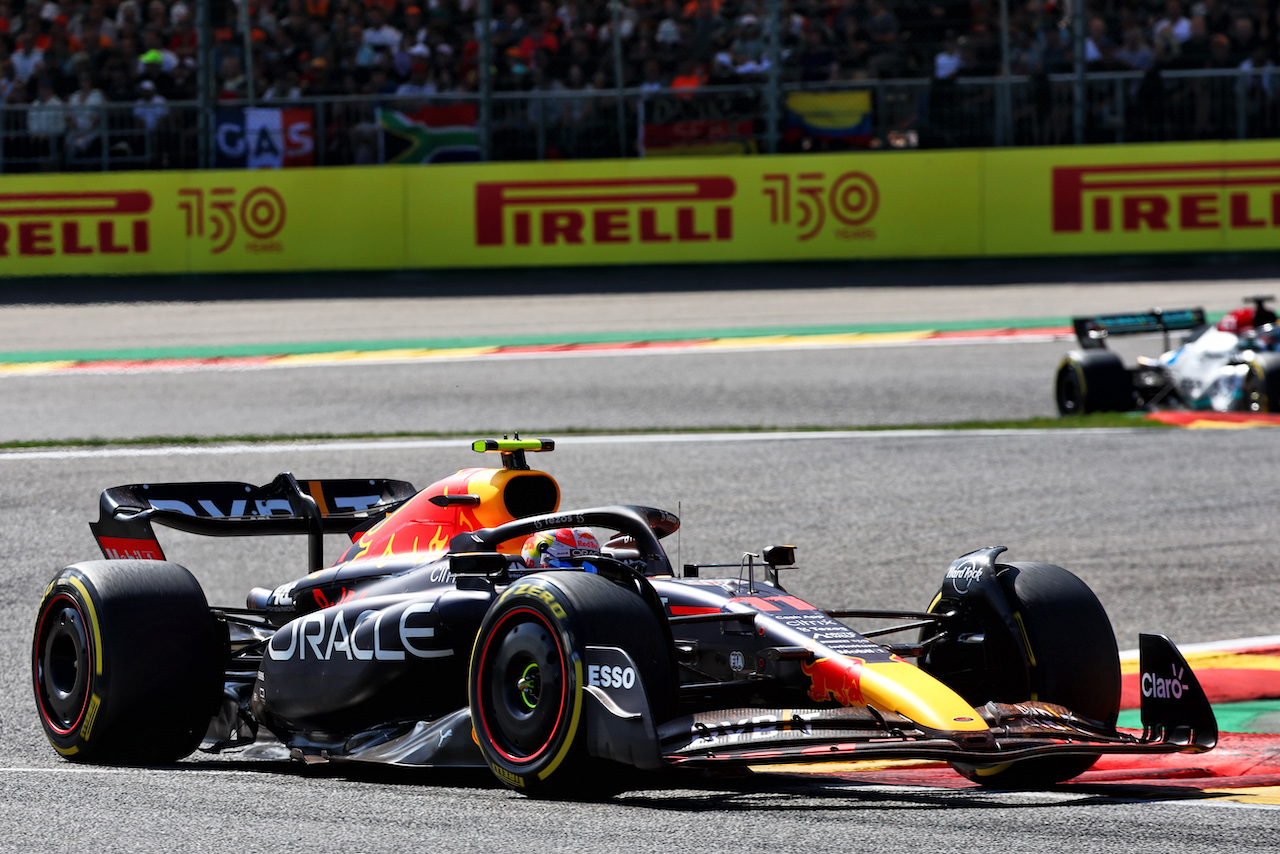 GP BELGIO, Sergio Perez (MEX) Red Bull Racing RB18.
28.08.2022. Formula 1 World Championship, Rd 14, Belgian Grand Prix, Spa Francorchamps, Belgium, Gara Day.
- www.xpbimages.com, EMail: requests@xpbimages.com © Copyright: Batchelor / XPB Images