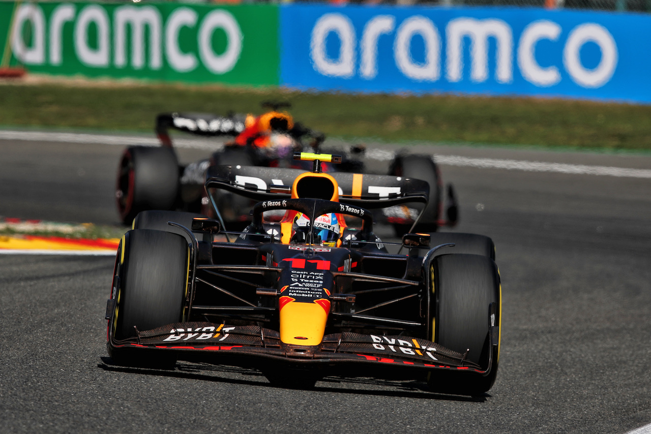 GP BELGIO, Sergio Perez (MEX) Red Bull Racing RB18.
28.08.2022. Formula 1 World Championship, Rd 14, Belgian Grand Prix, Spa Francorchamps, Belgium, Gara Day.
 - www.xpbimages.com, EMail: requests@xpbimages.com © Copyright: Coates / XPB Images