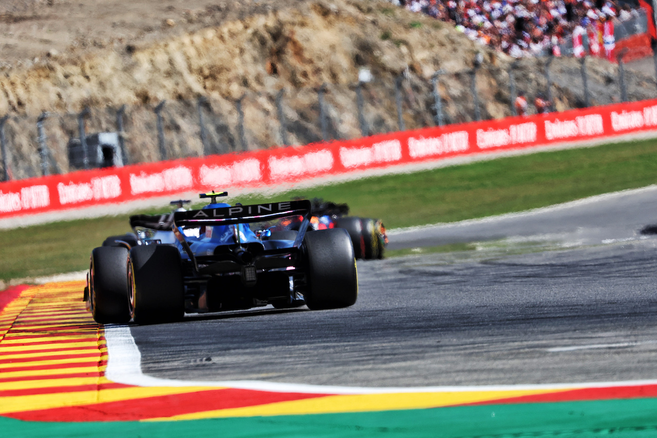 GP BELGIO, Esteban Ocon (FRA) Alpine F1 Team A522.
28.08.2022. Formula 1 World Championship, Rd 14, Belgian Grand Prix, Spa Francorchamps, Belgium, Gara Day.
- www.xpbimages.com, EMail: requests@xpbimages.com © Copyright: Bearne / XPB Images