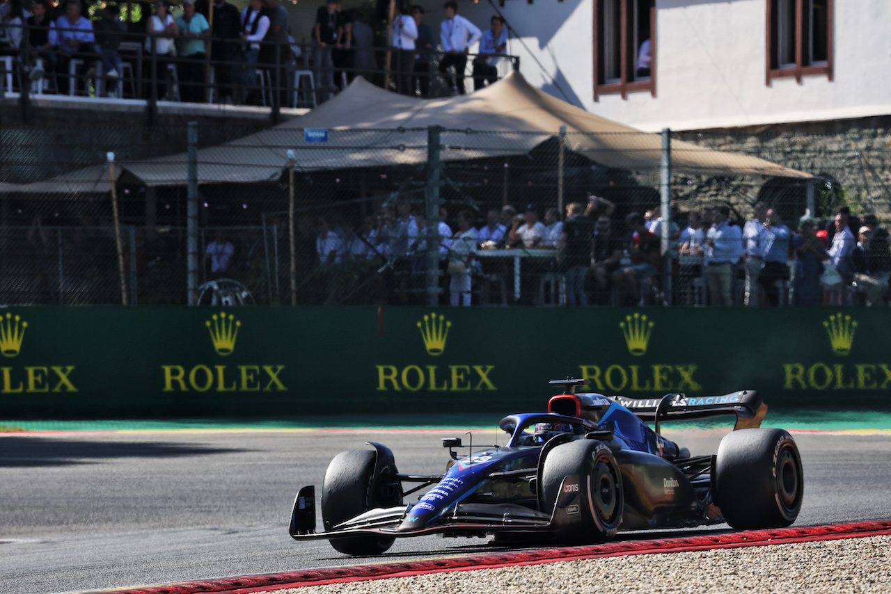 GP BELGIO, Alexander Albon (THA) Williams Racing FW44.
28.08.2022. Formula 1 World Championship, Rd 14, Belgian Grand Prix, Spa Francorchamps, Belgium, Gara Day.
- www.xpbimages.com, EMail: requests@xpbimages.com © Copyright: Bearne / XPB Images