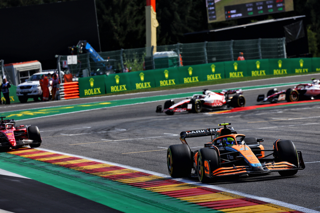 GP BELGIO, Lando Norris (GBR) McLaren MCL36.
28.08.2022. Formula 1 World Championship, Rd 14, Belgian Grand Prix, Spa Francorchamps, Belgium, Gara Day.
- www.xpbimages.com, EMail: requests@xpbimages.com © Copyright: Batchelor / XPB Images