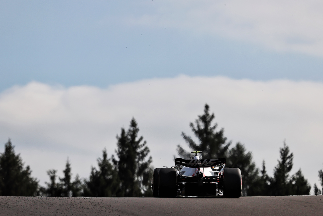 GP BELGIO, Mick Schumacher (GER) Haas VF-22.
28.08.2022. Formula 1 World Championship, Rd 14, Belgian Grand Prix, Spa Francorchamps, Belgium, Gara Day.
- www.xpbimages.com, EMail: requests@xpbimages.com © Copyright: Moy / XPB Images