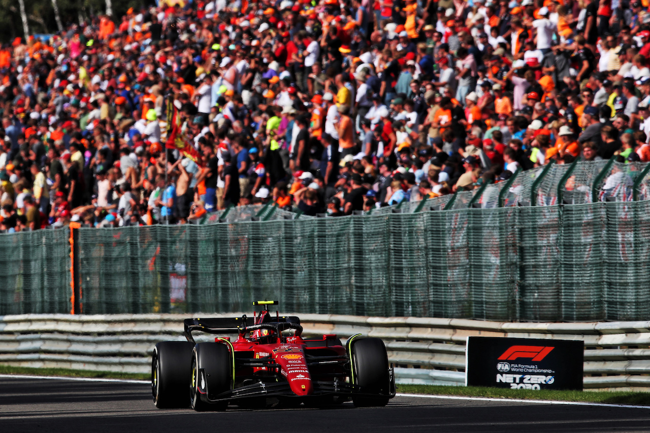 GP BELGIO, Carlos Sainz Jr (ESP) Ferrari F1-75.
28.08.2022. Formula 1 World Championship, Rd 14, Belgian Grand Prix, Spa Francorchamps, Belgium, Gara Day.
 - www.xpbimages.com, EMail: requests@xpbimages.com © Copyright: Coates / XPB Images