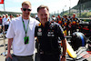 GP BELGIO, Kevin De Bruyne (BEL) footballer with Christian Horner (GBR) Red Bull Racing Team Principal.
28.08.2022. Formula 1 World Championship, Rd 14, Belgian Grand Prix, Spa Francorchamps, Belgium, Gara Day.
- www.xpbimages.com, EMail: requests@xpbimages.com ¬© Copyright: Batchelor / XPB Images