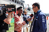 GP BELGIO, (L to R): Lawrence Barretto (GBR) Formula 1 Senior Writer Editor with Alexander Albon (THA) Williams Racing on the drivers parade.
28.08.2022. Formula 1 World Championship, Rd 14, Belgian Grand Prix, Spa Francorchamps, Belgium, Gara Day.
- www.xpbimages.com, EMail: requests@xpbimages.com © Copyright: Bearne / XPB Images