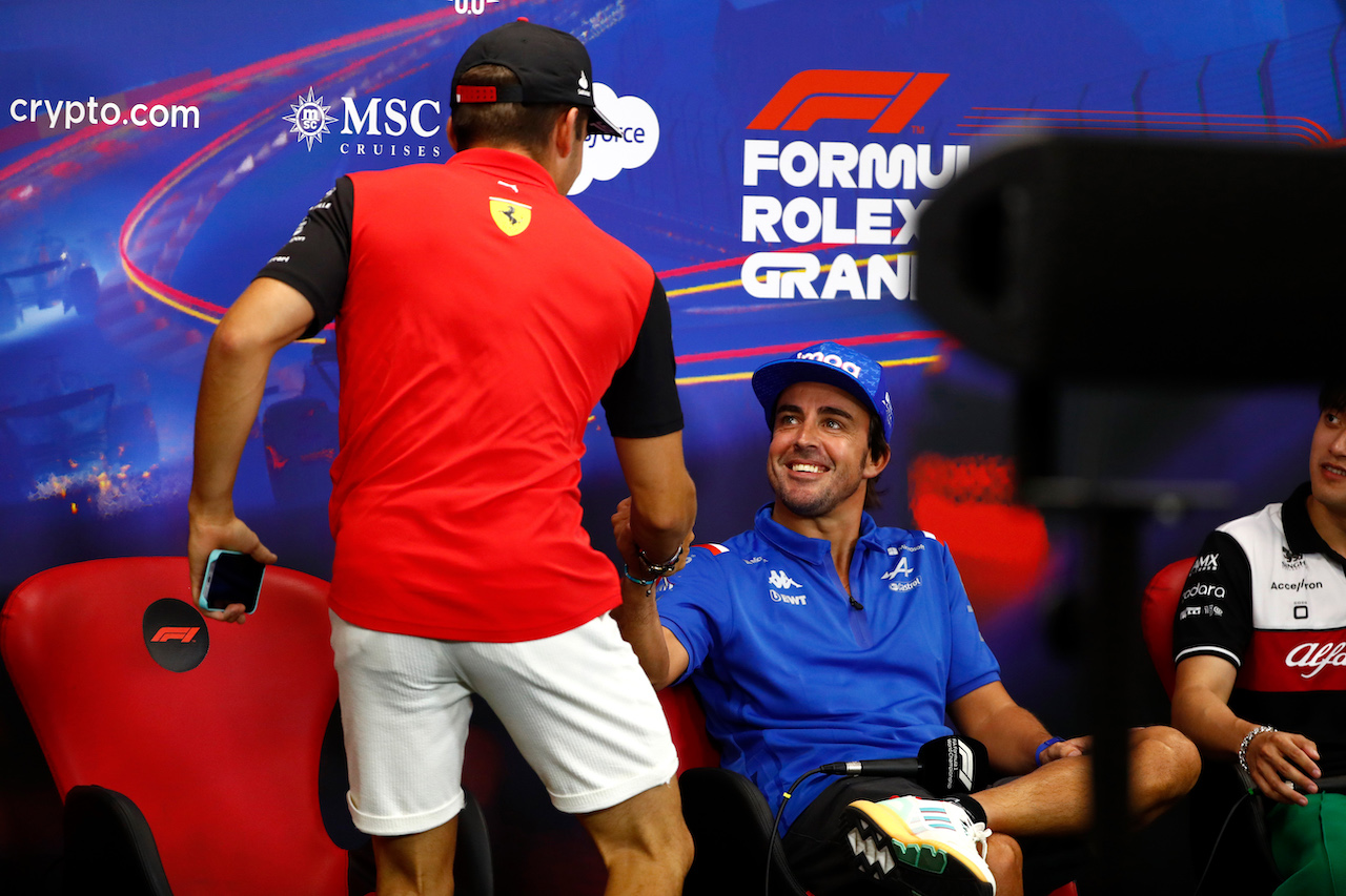 GP BELGIO, (L to R): Charles Leclerc (MON) Ferrari e Fernando Alonso (ESP) Alpine F1 Team in the FIA Press Conference.
25.08.2022. Formula 1 World Championship, Rd 14, Belgian Grand Prix, Spa Francorchamps, Belgium, Preparation Day.
- www.xpbimages.com, EMail: requests@xpbimages.com © Copyright: XPB Images