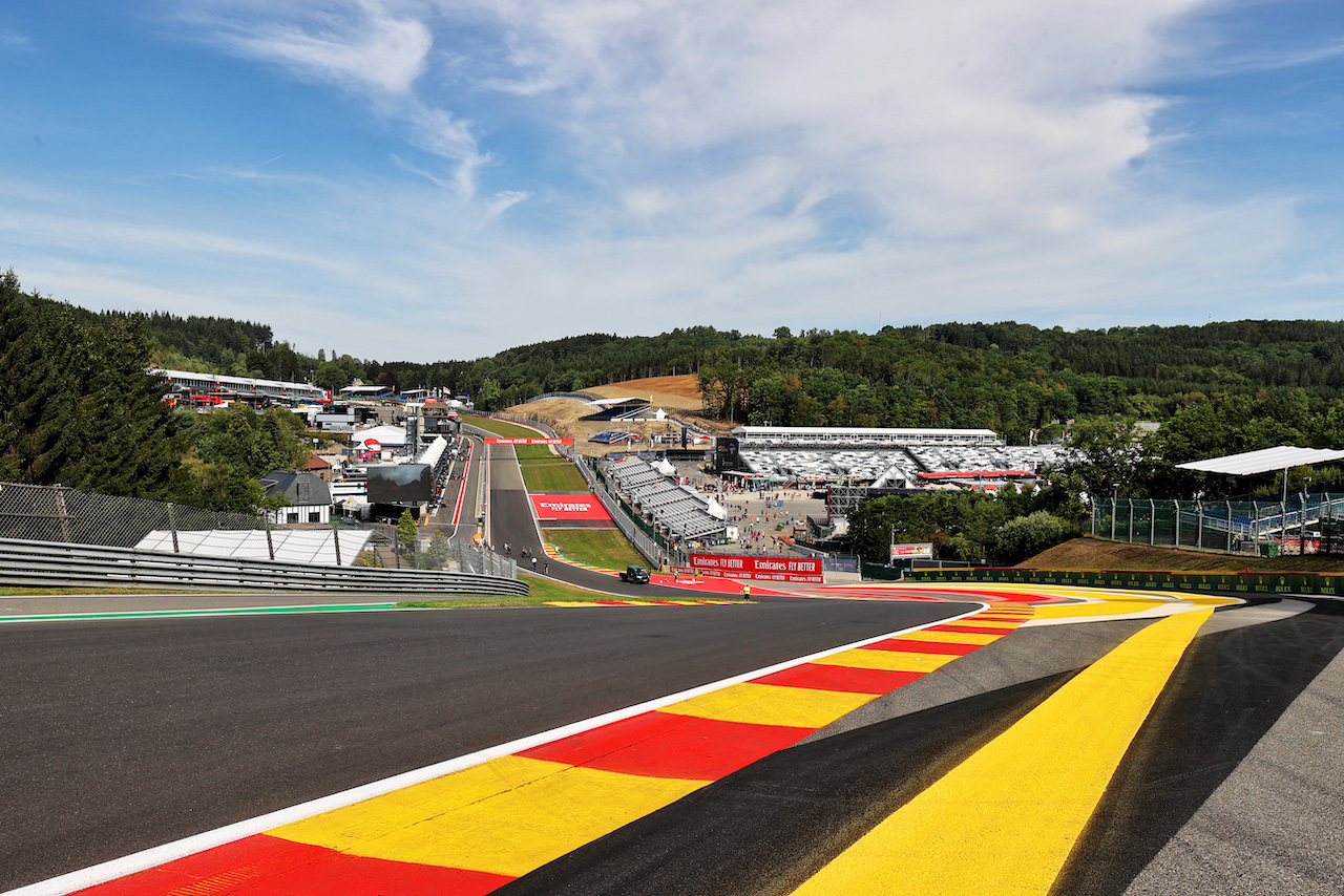 GP BELGIO, Circuit Atmosfera - Eau Rouge.
25.08.2022. Formula 1 World Championship, Rd 14, Belgian Grand Prix, Spa Francorchamps, Belgium, Preparation Day.
- www.xpbimages.com, EMail: requests@xpbimages.com © Copyright: Moy / XPB Images