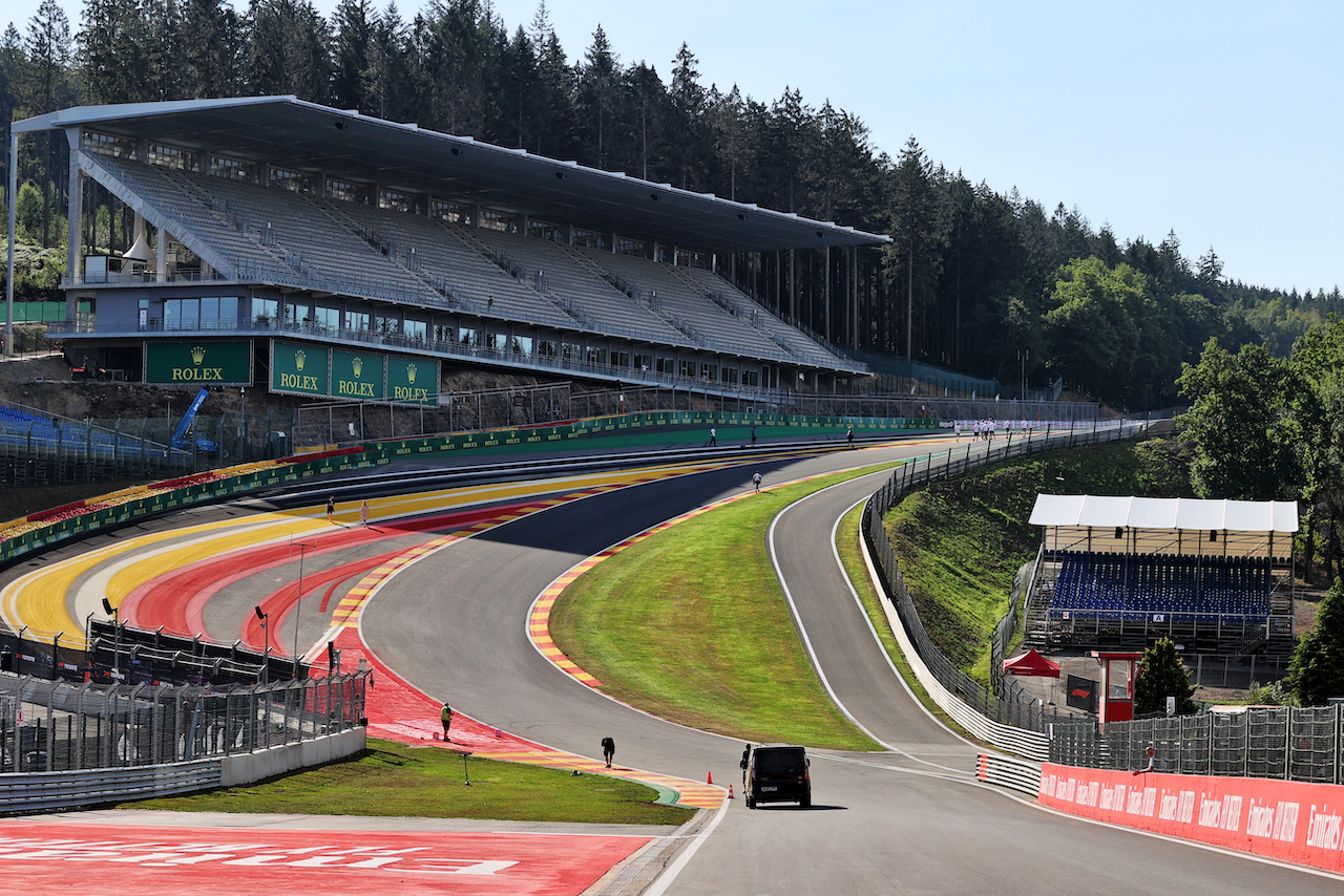 GP BELGIO, Circuit Atmosfera - Eau Rouge.
25.08.2022. Formula 1 World Championship, Rd 14, Belgian Grand Prix, Spa Francorchamps, Belgium, Preparation Day.
- www.xpbimages.com, EMail: requests@xpbimages.com © Copyright: Moy / XPB Images