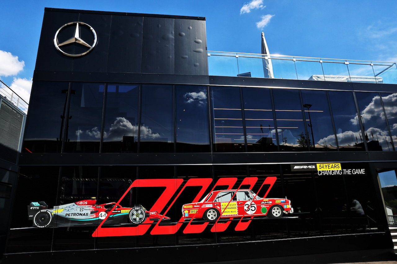 GP BELGIO, Paddock Atmosfera - Mercedes AMG F1 motorhome.
25.08.2022. Formula 1 World Championship, Rd 14, Belgian Grand Prix, Spa Francorchamps, Belgium, Preparation Day.
- www.xpbimages.com, EMail: requests@xpbimages.com © Copyright: Batchelor / XPB Images