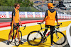 GP BELGIO, Lando Norris (GBR) McLaren with a broken chain on his bicycle.
25.08.2022. Formula 1 World Championship, Rd 14, Belgian Grand Prix, Spa Francorchamps, Belgium, Preparation Day.
- www.xpbimages.com, EMail: requests@xpbimages.com © Copyright: Batchelor / XPB Images