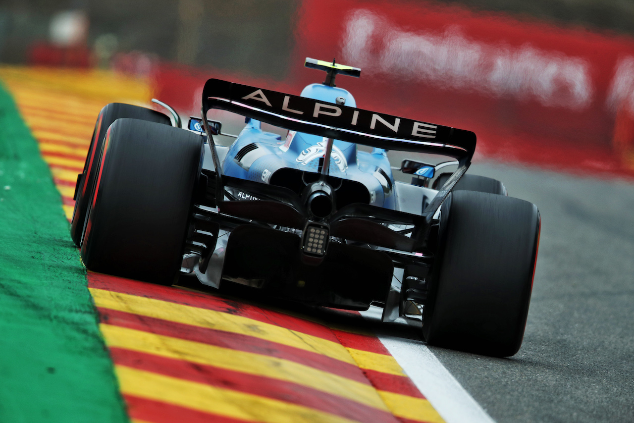 GP BELGIO, Esteban Ocon (FRA) Alpine F1 Team A522.
27.08.2022. Formula 1 World Championship, Rd 14, Belgian Grand Prix, Spa Francorchamps, Belgium, Qualifiche Day.
 - www.xpbimages.com, EMail: requests@xpbimages.com © Copyright: Coates / XPB Images