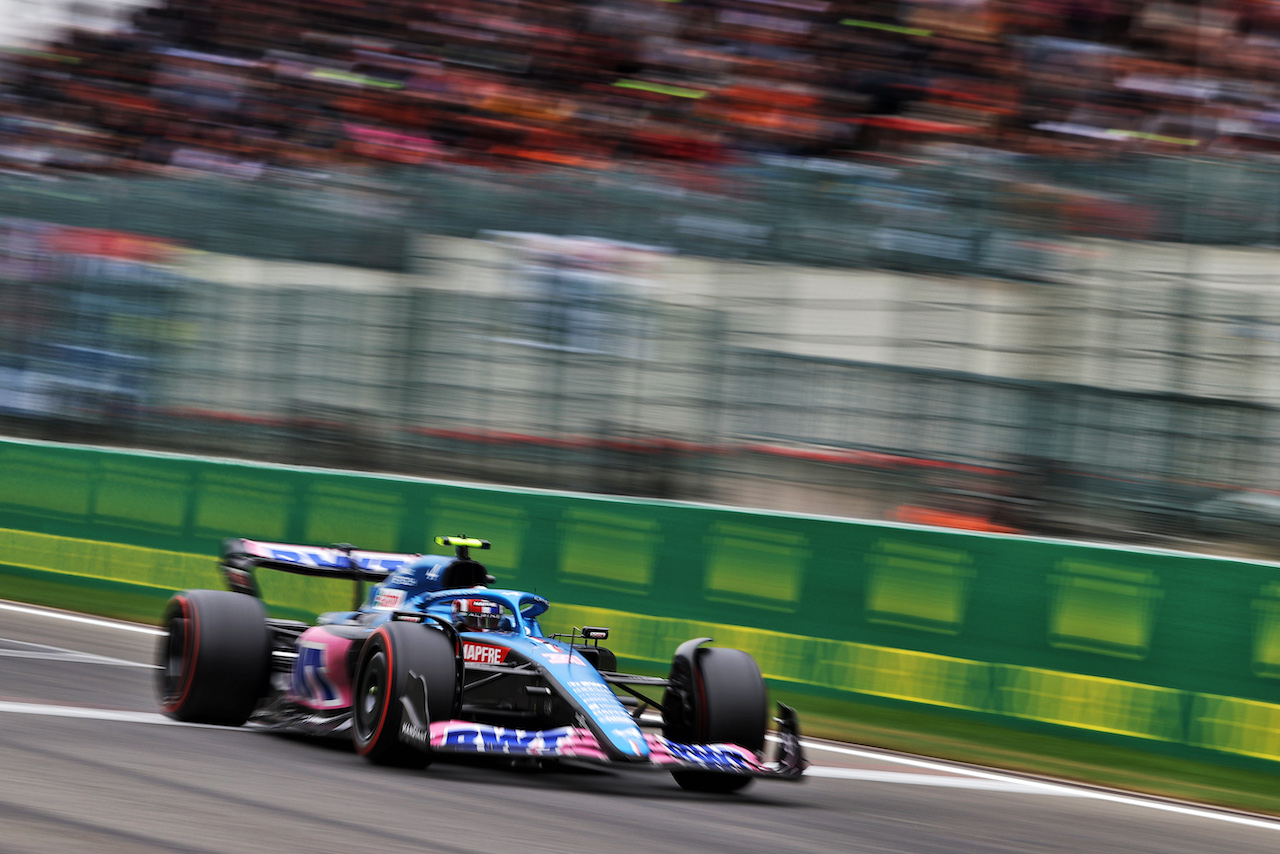 GP BELGIO, Esteban Ocon (FRA) Alpine F1 Team A522.
27.08.2022. Formula 1 World Championship, Rd 14, Belgian Grand Prix, Spa Francorchamps, Belgium, Qualifiche Day.
- www.xpbimages.com, EMail: requests@xpbimages.com © Copyright: Moy / XPB Images