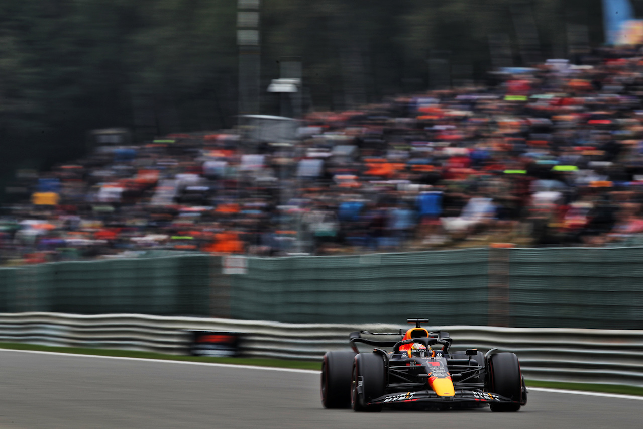 GP BELGIO, Max Verstappen (NLD) Red Bull Racing RB18.
27.08.2022. Formula 1 World Championship, Rd 14, Belgian Grand Prix, Spa Francorchamps, Belgium, Qualifiche Day.
 - www.xpbimages.com, EMail: requests@xpbimages.com © Copyright: Coates / XPB Images