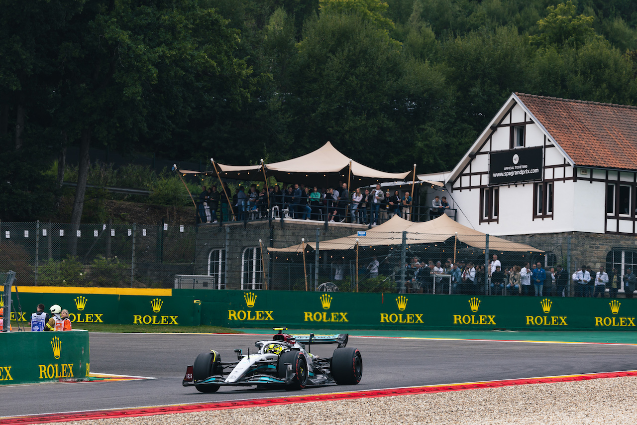 GP BELGIO, Lewis Hamilton (GBR) Mercedes AMG F1 W13.
27.08.2022. Formula 1 World Championship, Rd 14, Belgian Grand Prix, Spa Francorchamps, Belgium, Qualifiche Day.
- www.xpbimages.com, EMail: requests@xpbimages.com © Copyright: Bearne / XPB Images