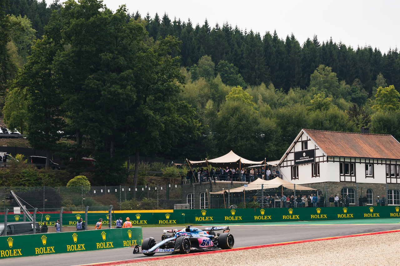 GP BELGIO, Fernando Alonso (ESP) Alpine F1 Team A522.
27.08.2022. Formula 1 World Championship, Rd 14, Belgian Grand Prix, Spa Francorchamps, Belgium, Qualifiche Day.
- www.xpbimages.com, EMail: requests@xpbimages.com © Copyright: Bearne / XPB Images