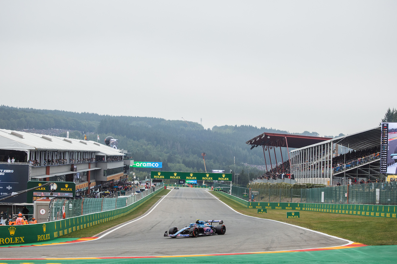 GP BELGIO, Esteban Ocon (FRA) Alpine F1 Team A522.
27.08.2022. Formula 1 World Championship, Rd 14, Belgian Grand Prix, Spa Francorchamps, Belgium, Qualifiche Day.
- www.xpbimages.com, EMail: requests@xpbimages.com © Copyright: Bearne / XPB Images