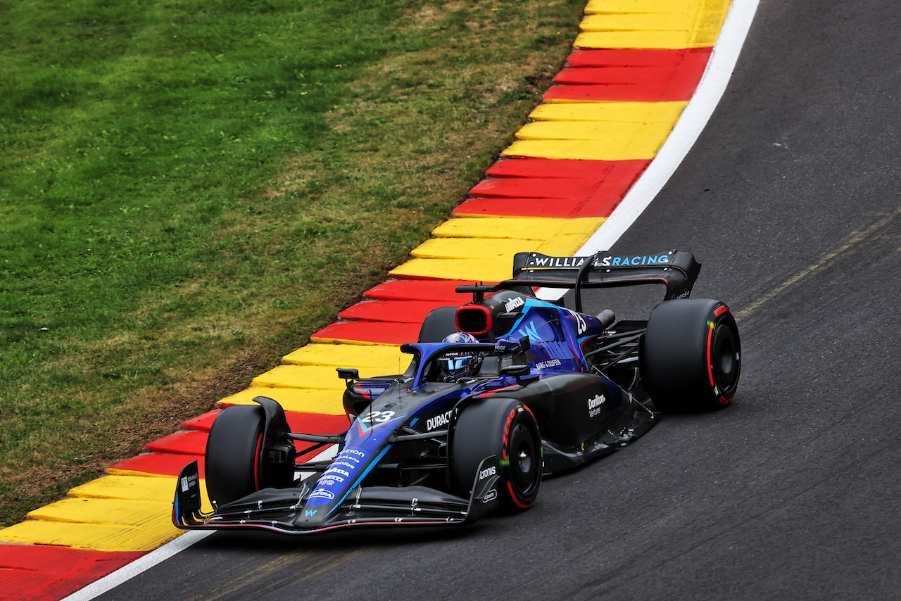 GP BELGIO, Alexander Albon (THA) Williams Racing FW44.
27.08.2022. Formula 1 World Championship, Rd 14, Belgian Grand Prix, Spa Francorchamps, Belgium, Qualifiche Day.
- www.xpbimages.com, EMail: requests@xpbimages.com © Copyright: Moy / XPB Images
