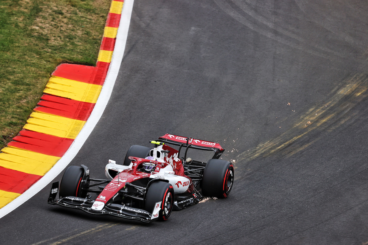 GP BELGIO, Guanyu Zhou (CHN) Alfa Romeo F1 Team C42.
27.08.2022. Formula 1 World Championship, Rd 14, Belgian Grand Prix, Spa Francorchamps, Belgium, Qualifiche Day.
- www.xpbimages.com, EMail: requests@xpbimages.com © Copyright: Moy / XPB Images