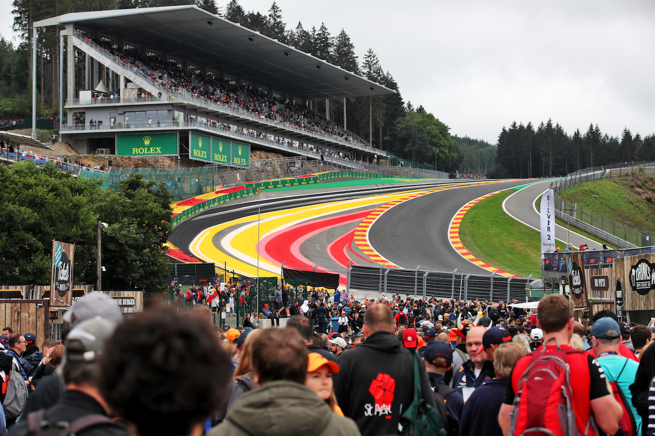 GP BELGIO, Circuit Atmosfera - fans.
27.08.2022. Formula 1 World Championship, Rd 14, Belgian Grand Prix, Spa Francorchamps, Belgium, Qualifiche Day.
 - www.xpbimages.com, EMail: requests@xpbimages.com © Copyright: Coates / XPB Images