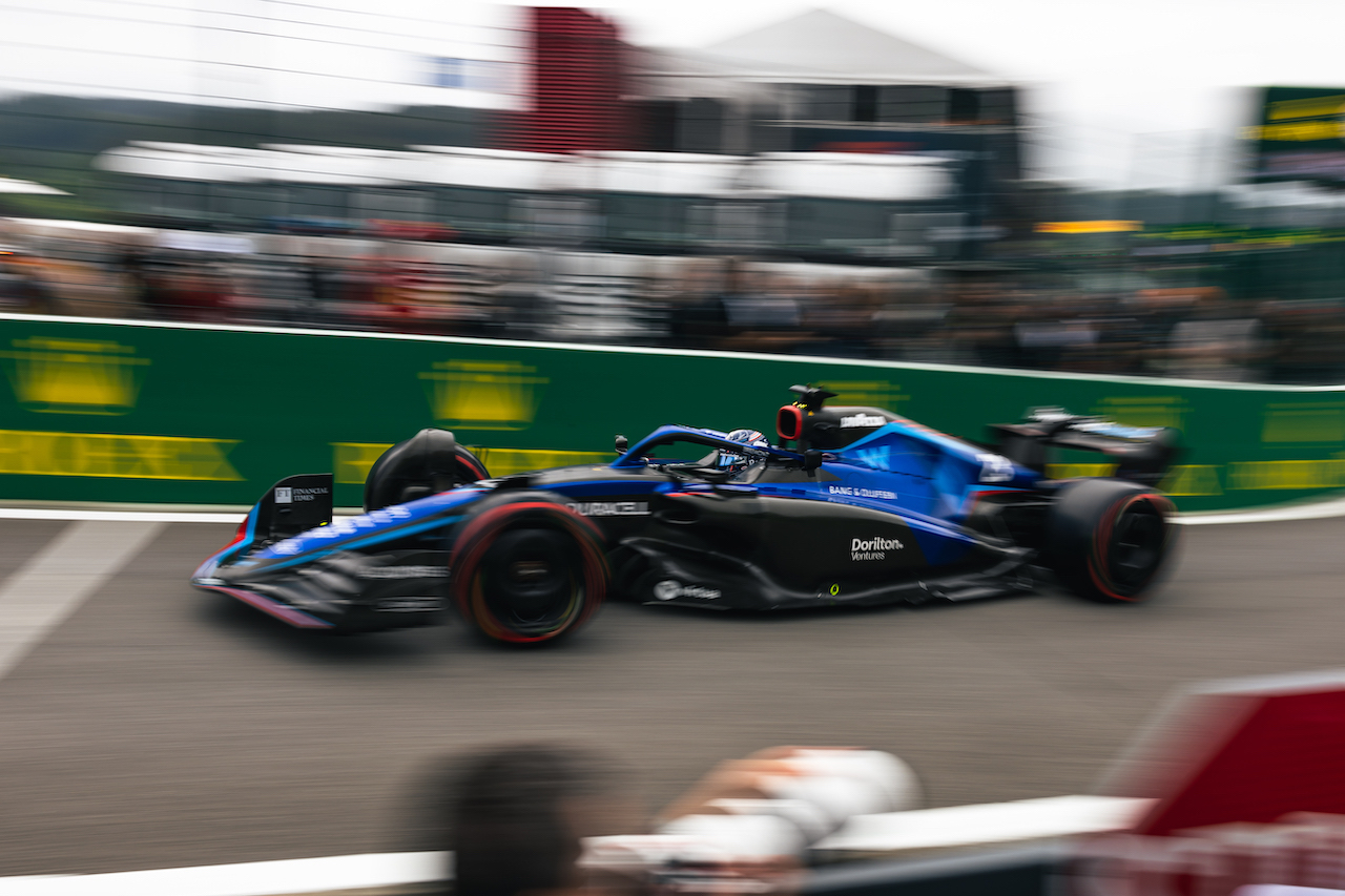 GP BELGIO, Alexander Albon (THA) Williams Racing FW44 leaves the pits.
27.08.2022. Formula 1 World Championship, Rd 14, Belgian Grand Prix, Spa Francorchamps, Belgium, Qualifiche Day.
- www.xpbimages.com, EMail: requests@xpbimages.com © Copyright: Bearne / XPB Images