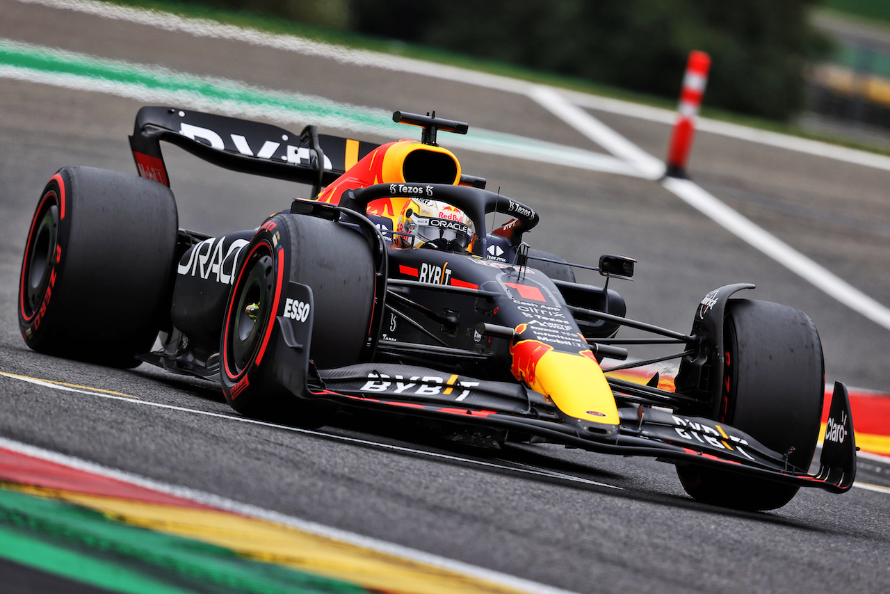 GP BELGIO, Max Verstappen (NLD) Red Bull Racing RB18.
27.08.2022. Formula 1 World Championship, Rd 14, Belgian Grand Prix, Spa Francorchamps, Belgium, Qualifiche Day.
- www.xpbimages.com, EMail: requests@xpbimages.com © Copyright: Moy / XPB Images