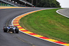 GP BELGIO, Alexander Albon (THA) Williams Racing FW44 sends sparks flying.
27.08.2022. Formula 1 World Championship, Rd 14, Belgian Grand Prix, Spa Francorchamps, Belgium, Qualifiche Day.
 - www.xpbimages.com, EMail: requests@xpbimages.com © Copyright: Coates / XPB Images