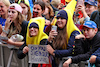 GP BELGIO, Circuit Atmosfera - fans at the FanZone Stage.
27.08.2022. Formula 1 World Championship, Rd 14, Belgian Grand Prix, Spa Francorchamps, Belgium, Qualifiche Day.
- www.xpbimages.com, EMail: requests@xpbimages.com © Copyright: Batchelor / XPB Images