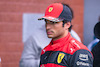 GP BELGIO, Carlos Sainz Jr (ESP) Ferrari in qualifying parc ferme.
27.08.2022. Formula 1 World Championship, Rd 14, Belgian Grand Prix, Spa Francorchamps, Belgium, Qualifiche Day.
- www.xpbimages.com, EMail: requests@xpbimages.com © Copyright: Bearne / XPB Images