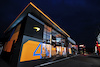 GP BELGIO, Circuit Atmosfera - the paddock at night: McLaren motorhome.
27.08.2022. Formula 1 World Championship, Rd 14, Belgian Grand Prix, Spa Francorchamps, Belgium, Qualifiche Day.
- www.xpbimages.com, EMail: requests@xpbimages.com © Copyright: Moy / XPB Images