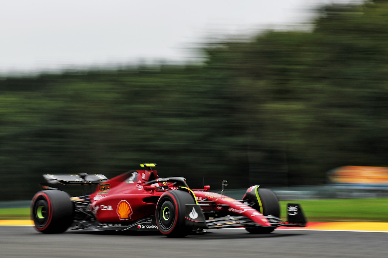 GP BELGIO, Carlos Sainz Jr (ESP) Ferrari F1-75.
26.08.2022. Formula 1 World Championship, Rd 14, Belgian Grand Prix, Spa Francorchamps, Belgium, Practice Day.
 - www.xpbimages.com, EMail: requests@xpbimages.com © Copyright: Coates / XPB Images